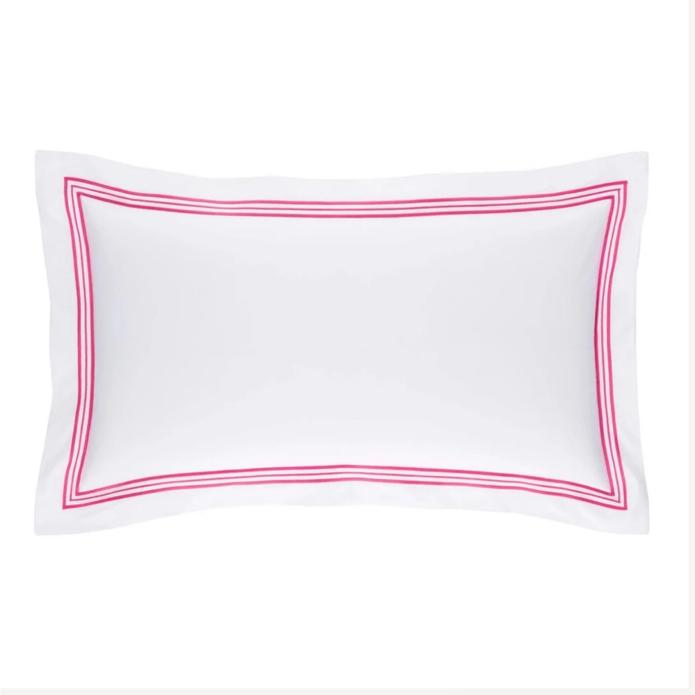 NWT Set of 2 Annie Selke Trio Pillow Sham with Bold Fuchsia  Stripes